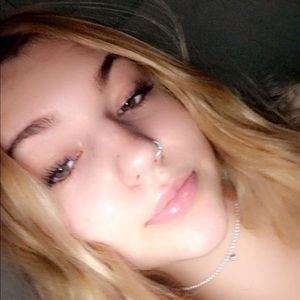 Meet your Posher, Jacquelyn